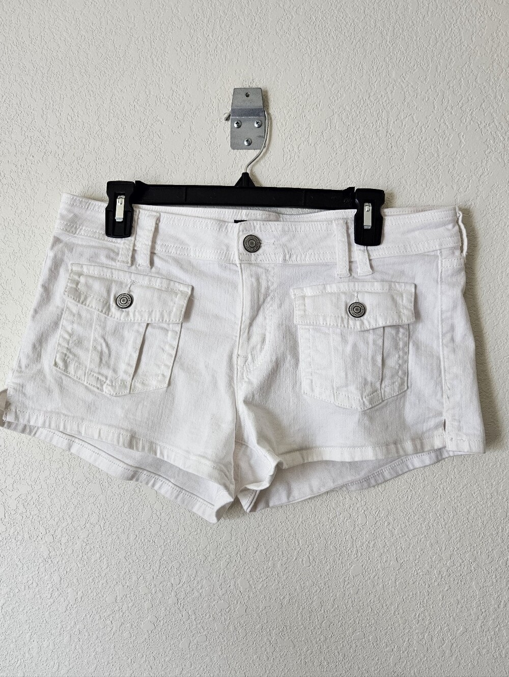 Aeropostale Low Rise Denim midi Shorts Size 10